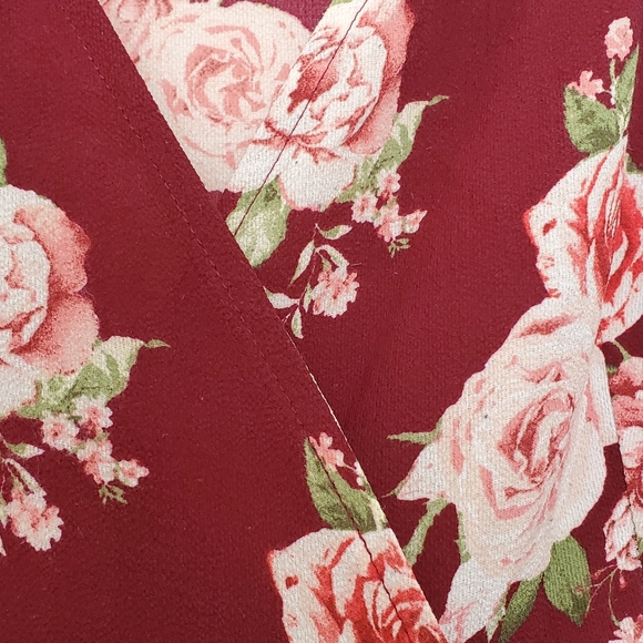 Burgundy Floral Monteau dress - Picture 6 of 6